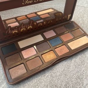 Too Faced Semi-sweet Chocolate Bar Palette